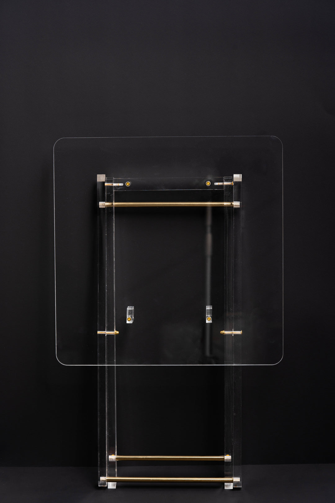 طقم 4 طاولات قهوة اكريليك تصميم مربع شفاف مع حامل من ريفال RF00400