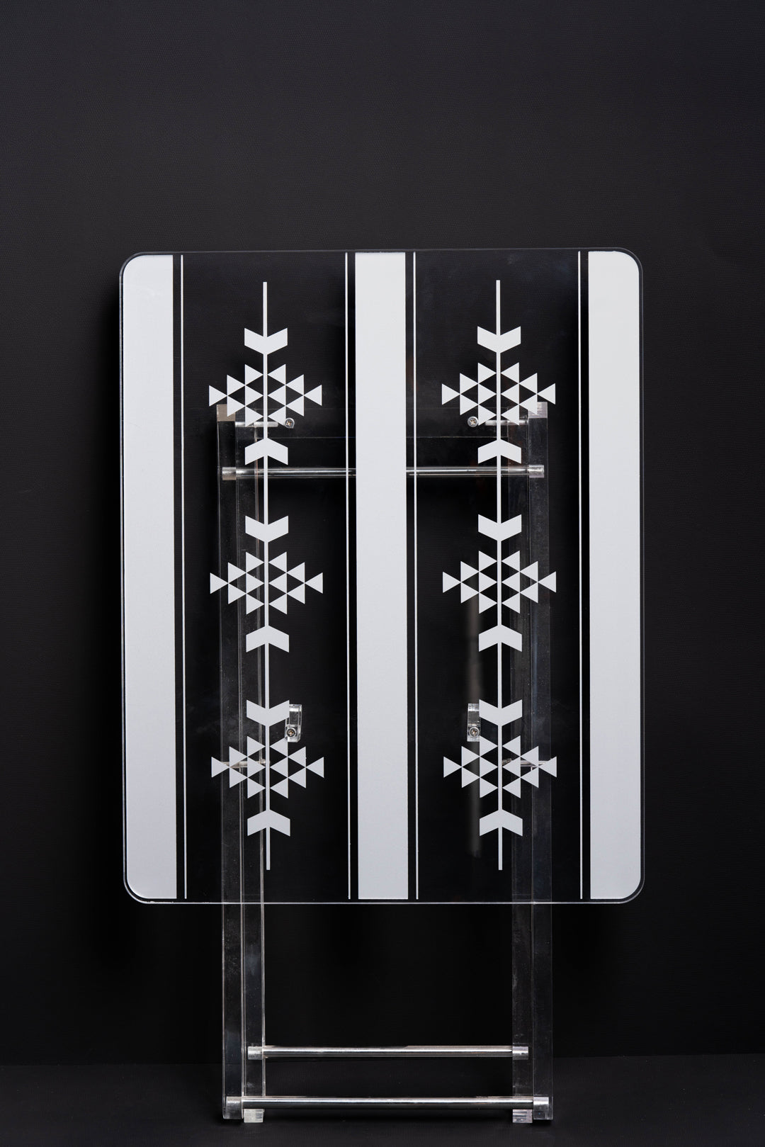 طقم 4 طاولات قهوة اكريليك تصميم مستطيل مع حامل من ريفال شفاف ذهبي RF00610